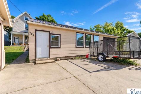 722 N Broad Street Mankato MN 56001