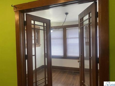 109 S 4th Street Mankato MN 56001