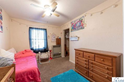405 E 8th Street Blue Earth MN 56013