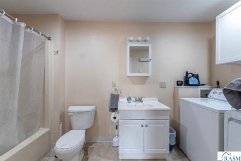 405 E 8th Street Blue Earth MN 56013
