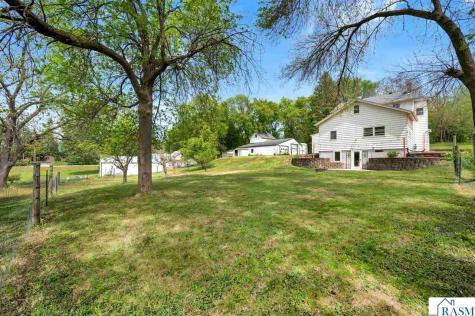 104 NE Frank Avenue Elysian MN 56028