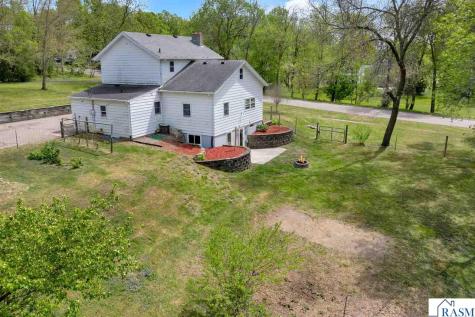 104 NE Frank Avenue Elysian MN 56028
