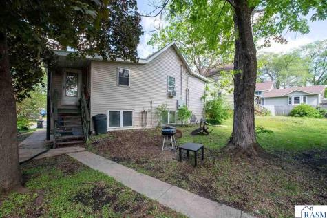 2005 7th Avenue Mankato MN 56001