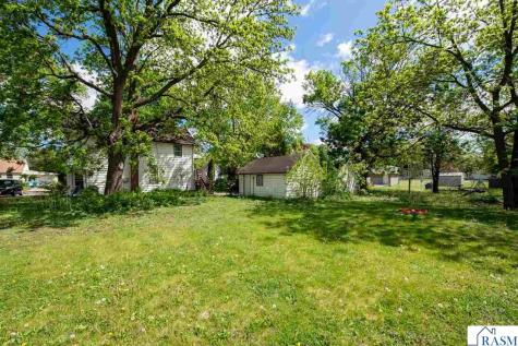 610 SE 3rd Avenue Waseca MN 56093