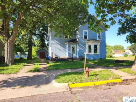 100 NW Greenback Street Sleepy Eye MN 56085