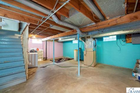 706 N 8th Street St. Peter MN 56082