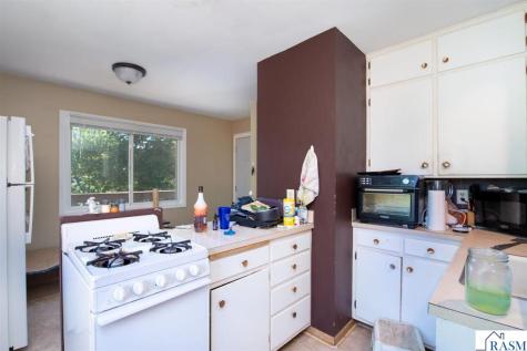 706 N 8th Street St. Peter MN 56082