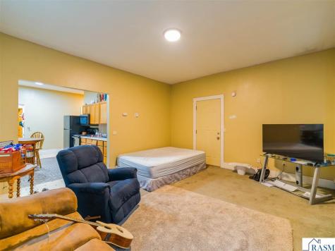 820 S Minnesota Avenue St. Peter MN 56082