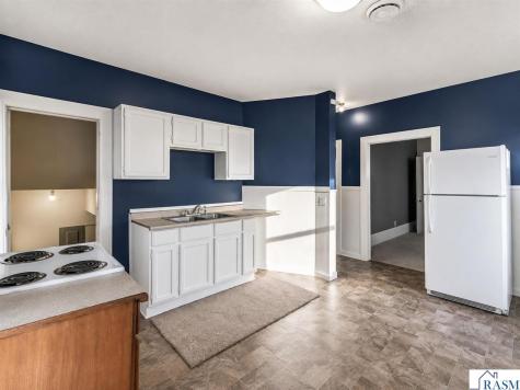 616 N Broad Street Mankato MN 56001