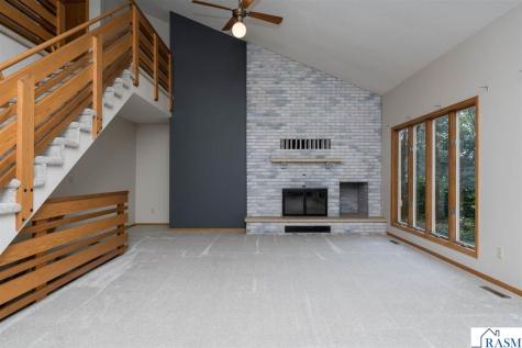 2230-2228 W Dream Drive North Mankato MN 56003