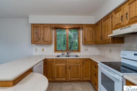 2230-2228 W Dream Drive North Mankato MN 56003