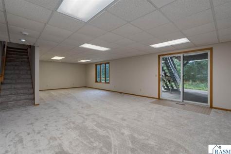 2230-2228 W Dream Drive North Mankato MN 56003