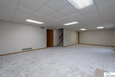 2230-2228 W Dream Drive North Mankato MN 56003