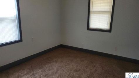 221 Bridge Street Le Sueur MN 55148