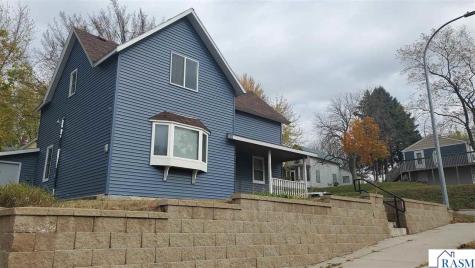 221 Bridge Street Le Sueur MN 55148