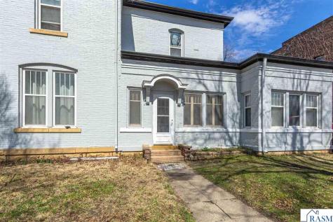 303 N Broad Street Mankato MN 56001