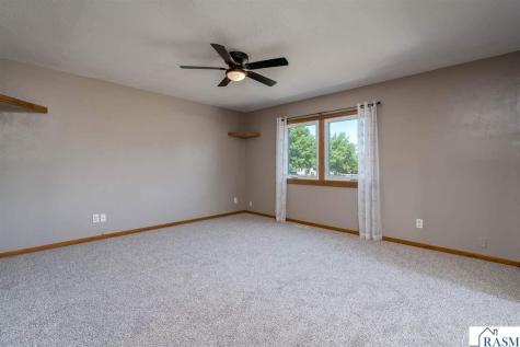 1655 Valley View Drive North Mankato MN 56003