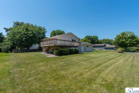 1655 Valley View Drive North Mankato MN 56003