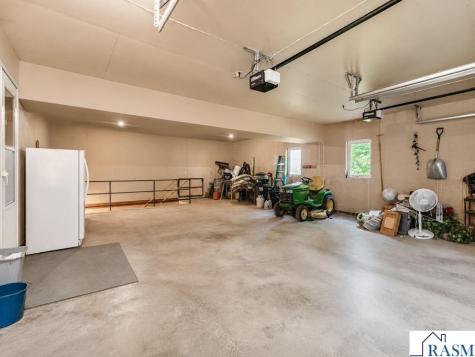 41748 E Shore Drive Kilkenny MN 56052