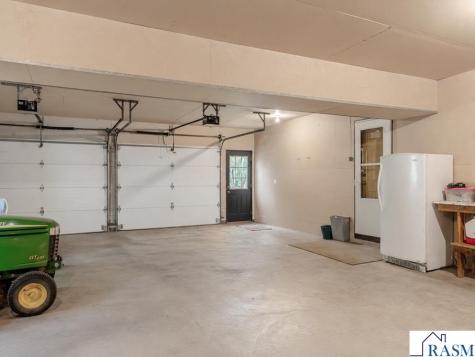 41748 E Shore Drive Kilkenny MN 56052