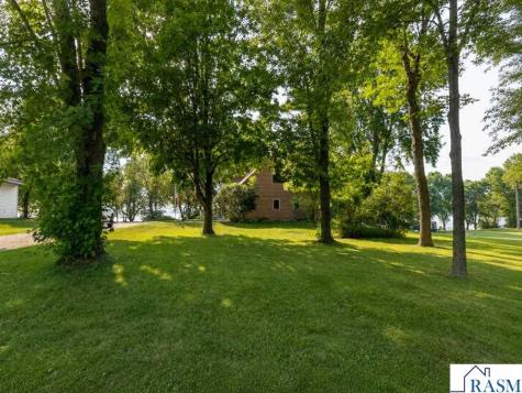 41748 E Shore Drive Kilkenny MN 56052