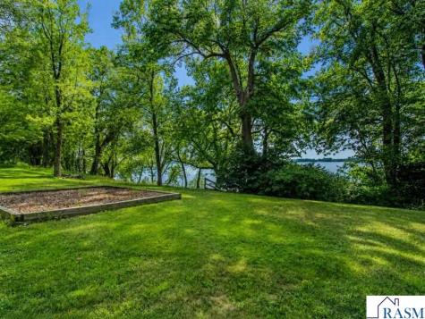 41748 E Shore Drive Kilkenny MN 56052