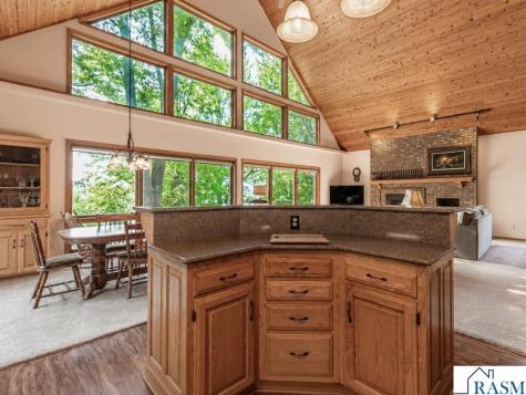 41748 E Shore Drive Kilkenny MN 56052