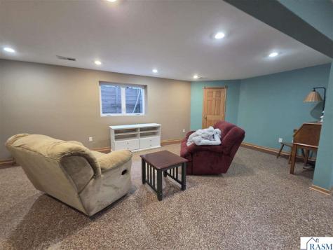 2327 Lake Avenue New Ulm MN 56073