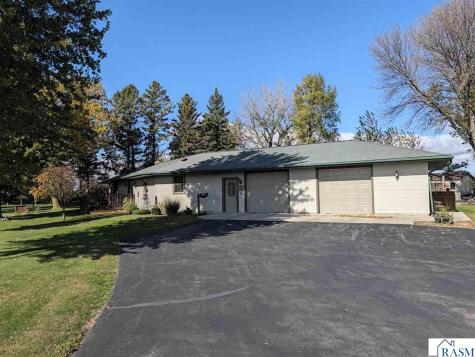 55296 State Highway 19 Winthrop MN 55396
