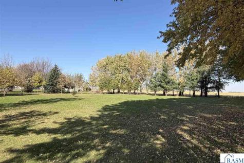 55926 State Highway 19 Winthrop MN 55396