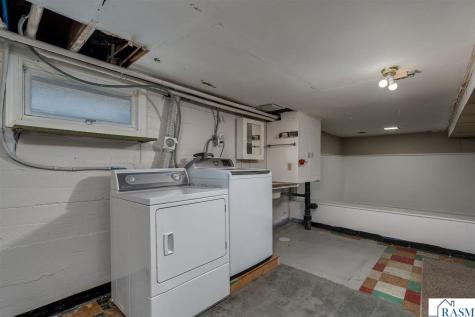 1509 N 2nd Street Mankato MN 56001