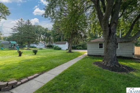 1509 N 2nd Street Mankato MN 56001