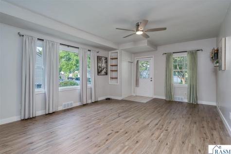 1509 N 2nd Street Mankato MN 56001