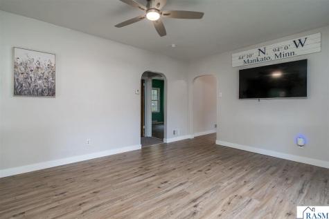 1509 N 2nd Street Mankato MN 56001