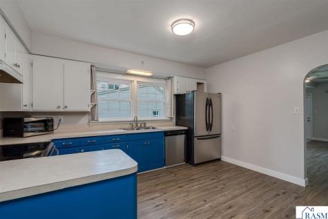 1509 N 2nd Street Mankato MN 56001