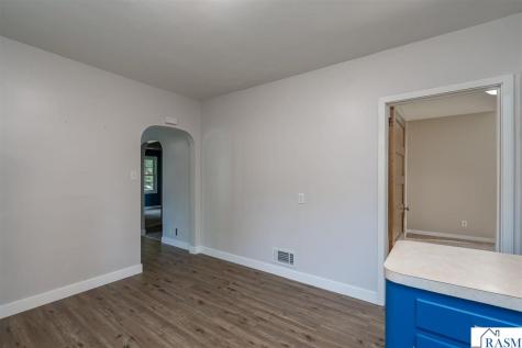 1509 N 2nd Street Mankato MN 56001