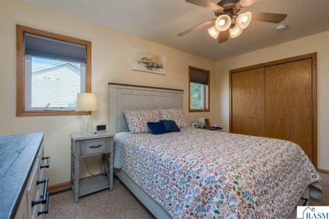 132 Tattler Lane Mankato MN 56001