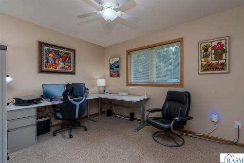 132 Tattler Lane Mankato MN 56001