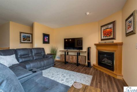 132 Tattler Lane Mankato MN 56001