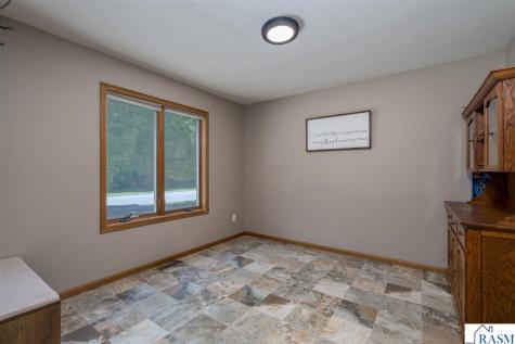 556 Ivy Lane North Mankato MN 56003