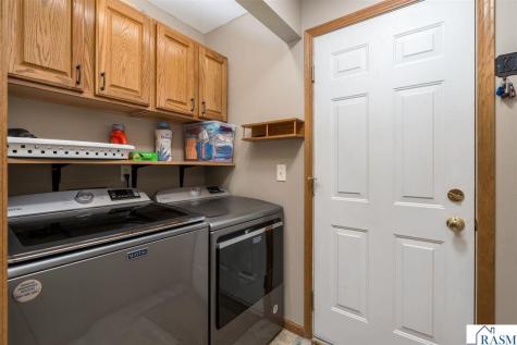 556 Ivy Lane North Mankato MN 56003