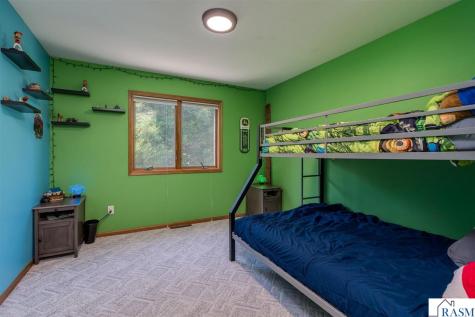 556 Ivy Lane North Mankato MN 56003