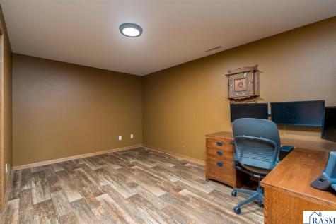 556 Ivy Lane North Mankato MN 56003