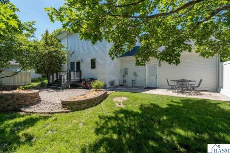556 Ivy Lane North Mankato MN 56003