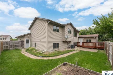 2409 Fair Street Mankato MN 56001