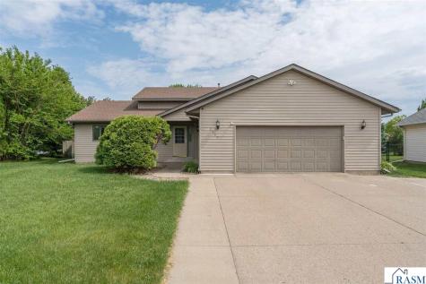 2409 Fair Street Mankato MN 56001