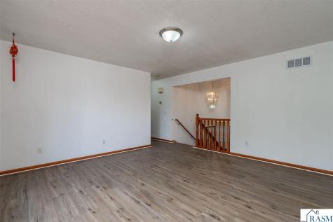 2409 Fair Street Mankato MN 56001