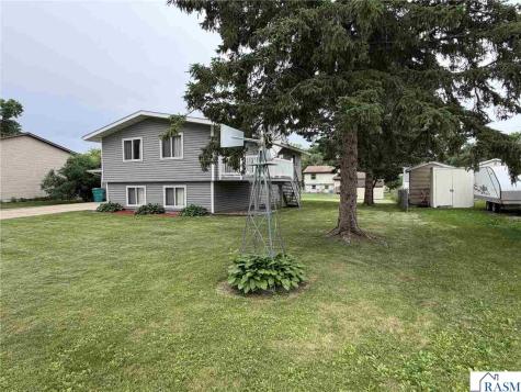 605 10th Avenue NW Waseca MN 56093