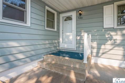 129 Marabou Drive Mankato MN 56001