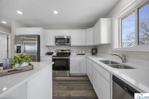 340 Ridge Road Le Sueur MN 56058